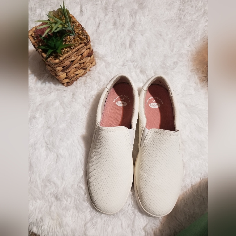 Dr. Scholls women's Madison Slip On